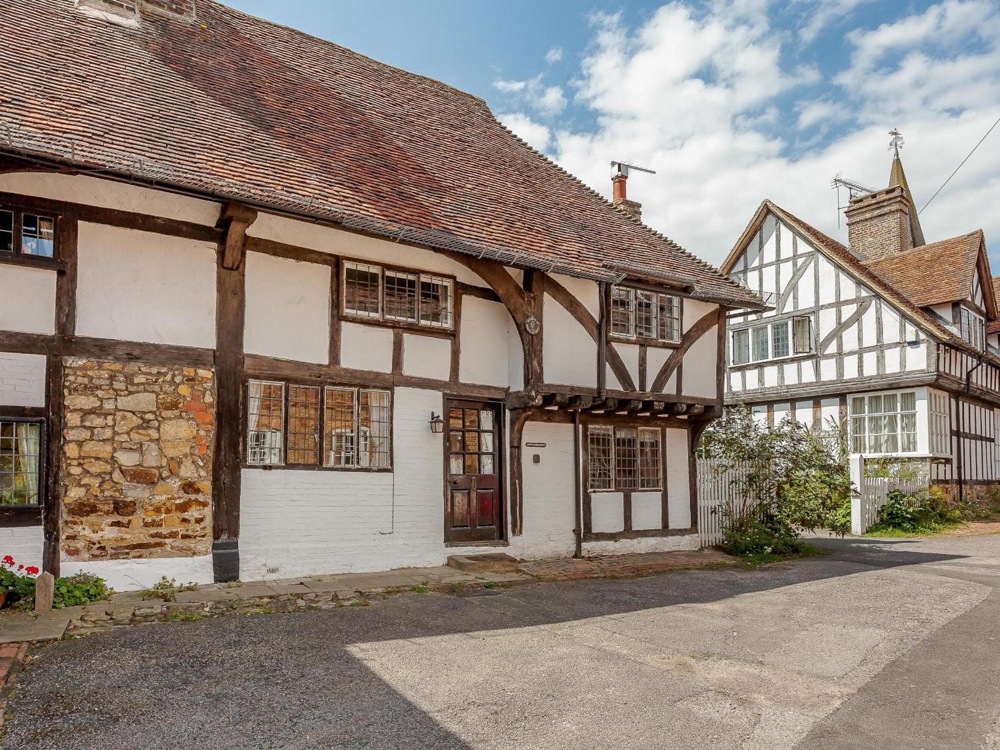 Pollard Cottage Lingfield Exterior foto
